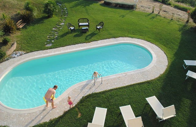 Homerez - Villa in Montelabbate