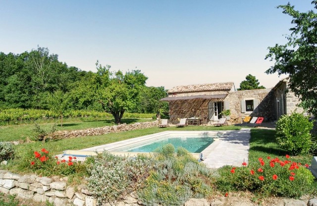 Homerez - Villa in Oppède with pool