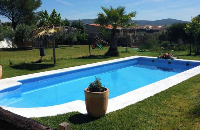 Homerez - Villa Mirandilla Pool and Jacuzzi