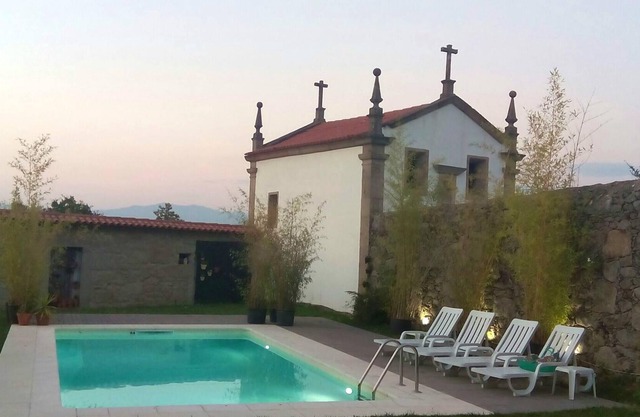 Homerez - Villa for 15 ppl. with swimming-pool and garden at Póvoa de Lanhoso