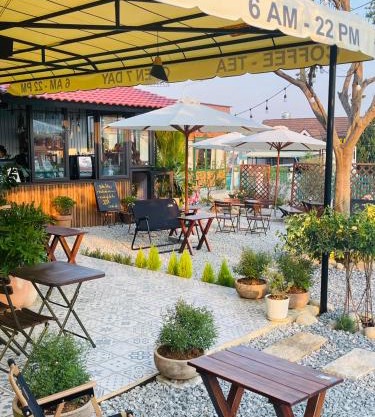HOMESTAY AND COFFEE MK