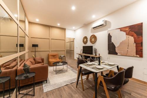 Homestay CHẤT - Peaceful Corner - Private Self check in home