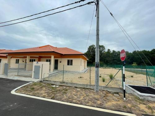 Homestay Farish Pantai Lagenda