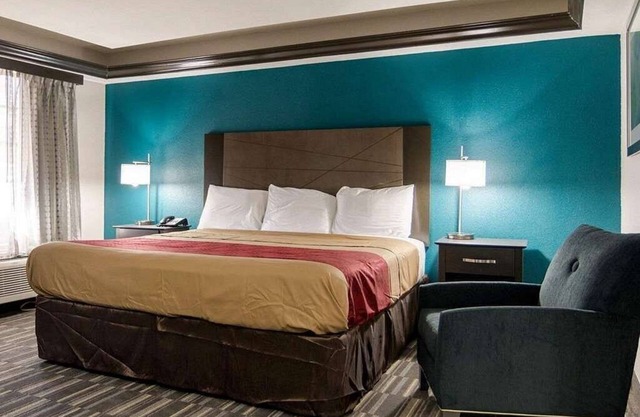 HomeStay Inn & Suites