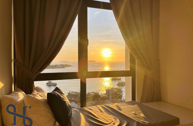Homesuite' Home at The Shore KK