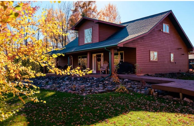 Homey cabin