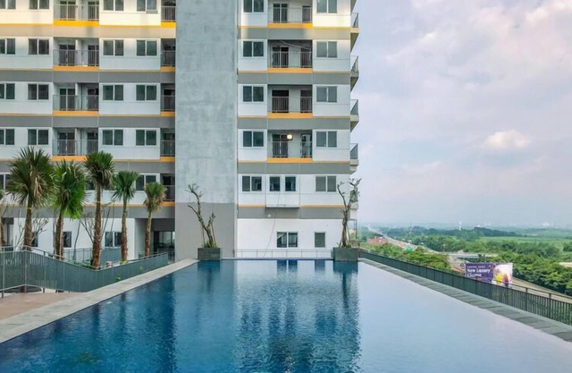 Homey Living and Well Designed Studio Room at Royal Sentul Park Apartment