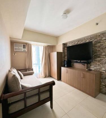 Homey Stay 1 BEDROOM, inside IT PARK