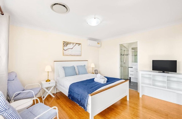 Homy Self-Contained Unit @ SunnybankCBD w/Parking