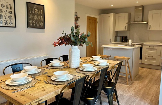 Honey Stone Cottage - Luxury Cottages