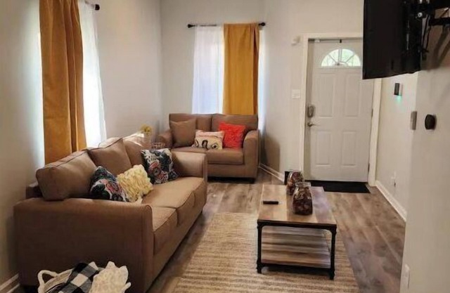 Honeycomb Hideout w/2 bedrooms