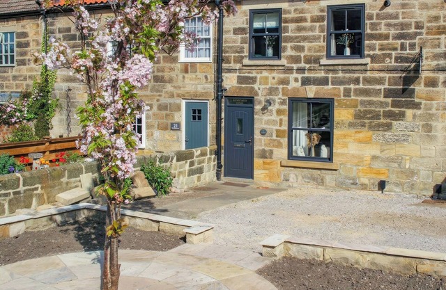 Hook Cottage - UK48361