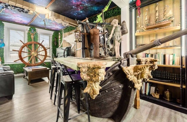 ★ Hook’s Lair ★ 4 BR Home w/Barcade ★ Close to Downtown/Nationwide/German Vil★