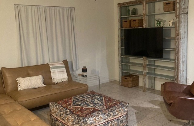 Horse Ranch-Large Private 2-bedroom Casita in Phoenix