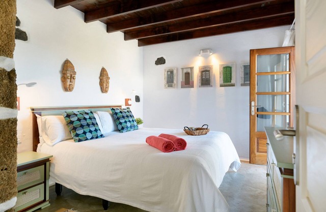 Hortensia, La Casa del Medianero