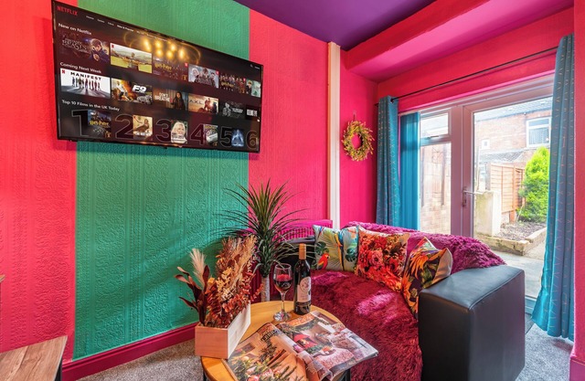 Hosanna Merci Showy 3 Bedrooms Cozy Central House
