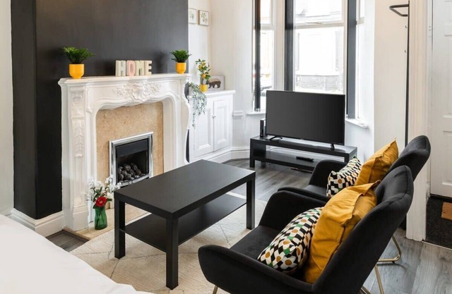 Host & Stay | Anfield Hideaway