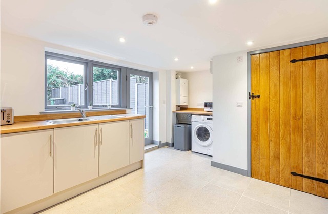 Host & Stay | Bridge Street Residence