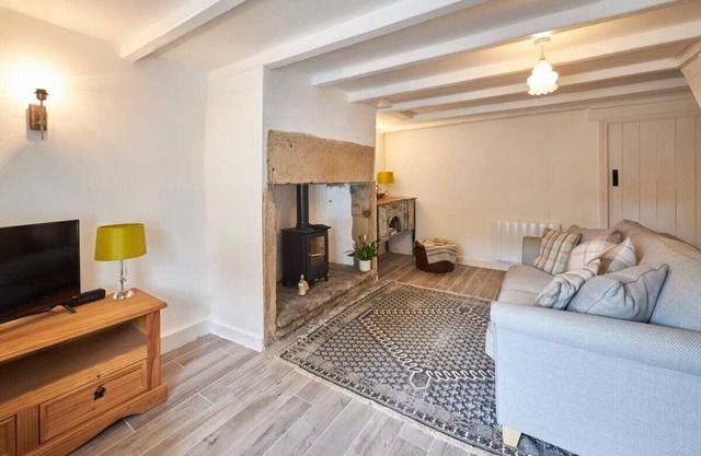 Host & Stay | Daisy's Cottage