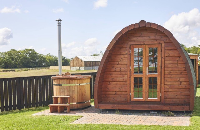 Host & Stay | Eliza Glamping Pod 4