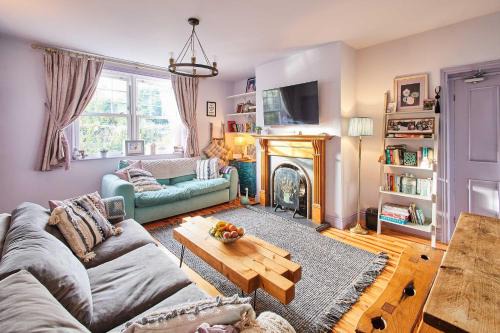 Host & Stay - Lilac Cottage