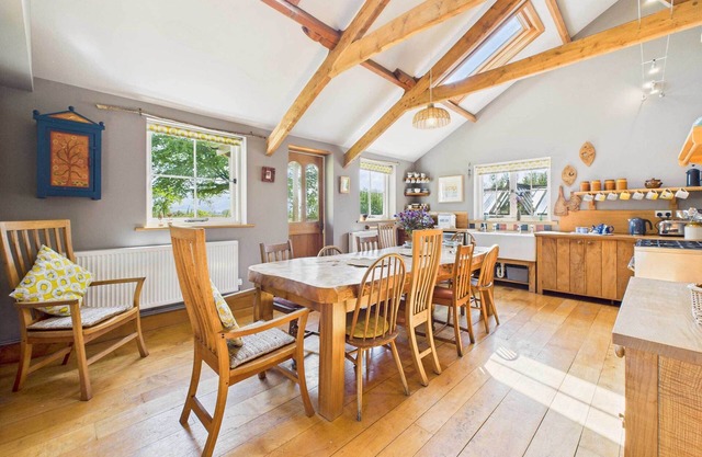 Host & Stay | Lowmoor