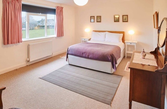 Host & Stay | Penrheol Farmhouse