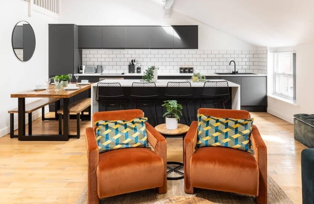 Host & Stay | Princes Place Hideaway V