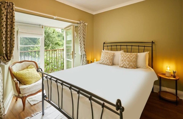 Host & Stay | River View Cottage