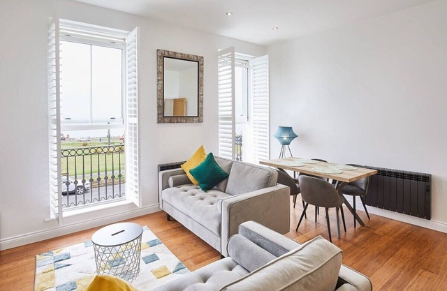 Host & Stay | The Connell