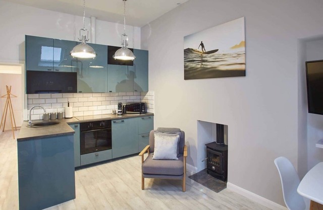 Host Stay The Surfer s Loft Apartment