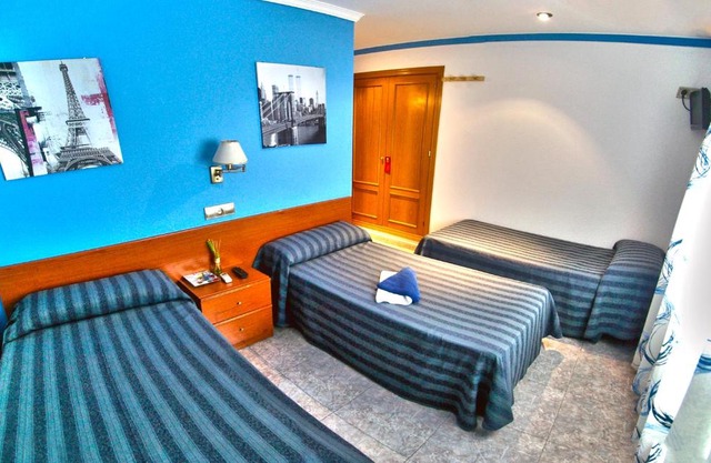 Hostal Apolo Trece