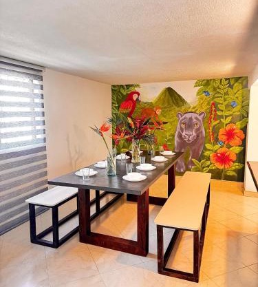 Hostal Galería de la Montaña, Medellin
