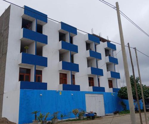 Hostal Lobitos