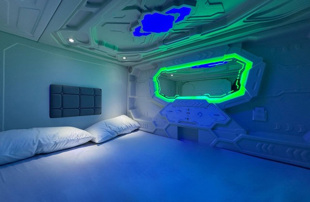 Hostel Space Capsule