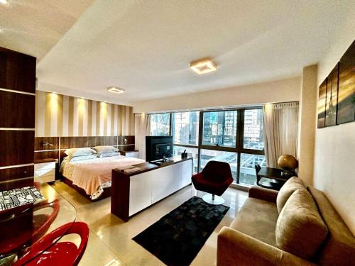 Hostly - Trend City - Praia de Belas.