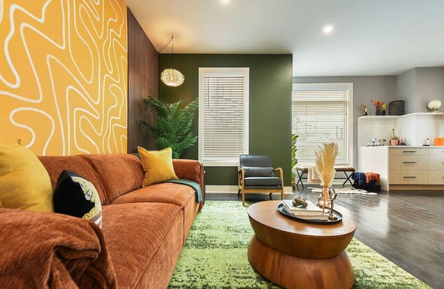 ★ HostWise Stays ★ Luxe Kid-Friendly Home with Rooftop deck, Garage, High End Kitchen, More!