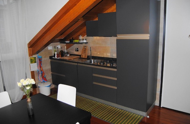 Hot and accoglientre attic