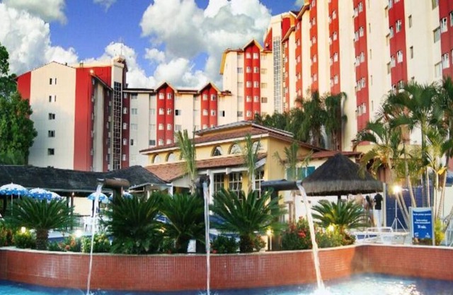 Hot spring center with hydro bath