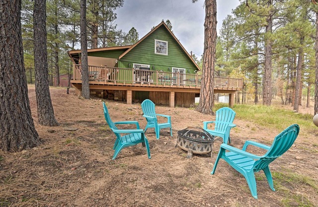 Hot Tub + Deck: Secluded Happy Jack Cabin