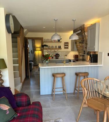 Hot tub on the Yorkshire Wolds Oak Cottage