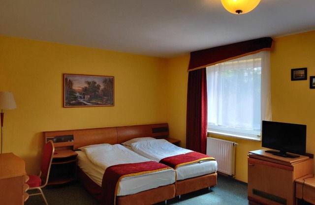 HOTEL ŻUŁAWY