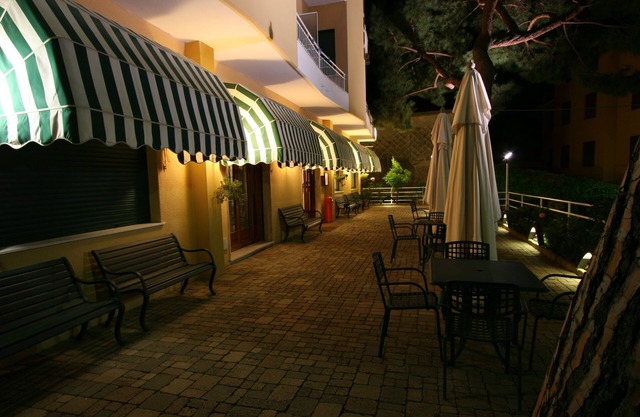 Hotel Adriana