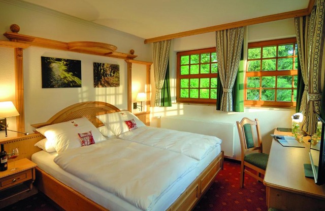 Hotel Alpenhof - ruhige Wohlfühloase zwischen München, dem Fünf-Seenland und den Bergen, in S-Bahnnähe