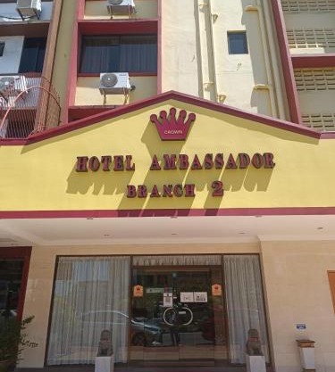 HOTEL AMBASSADOR 2