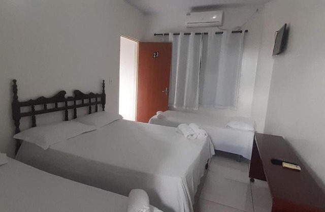 Hotel Arara Azul