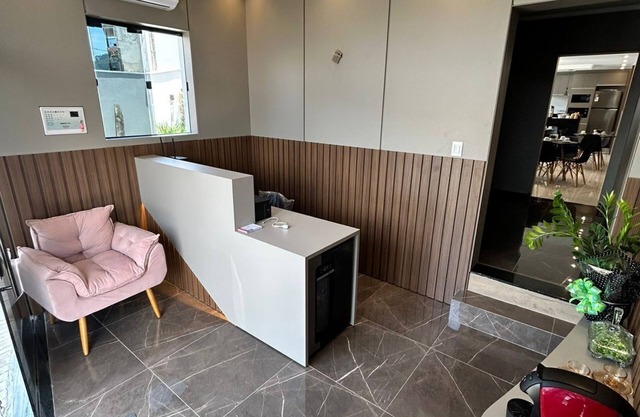 HOTEL ARIS