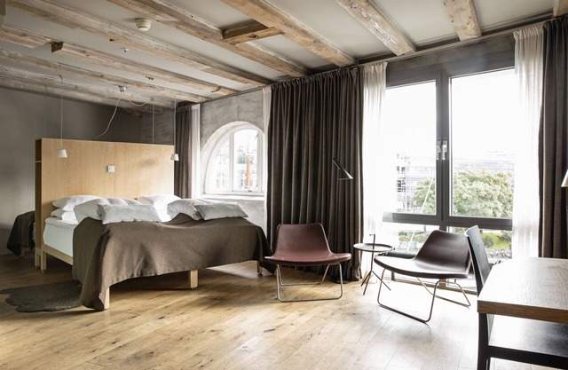 Hotel Brosundet