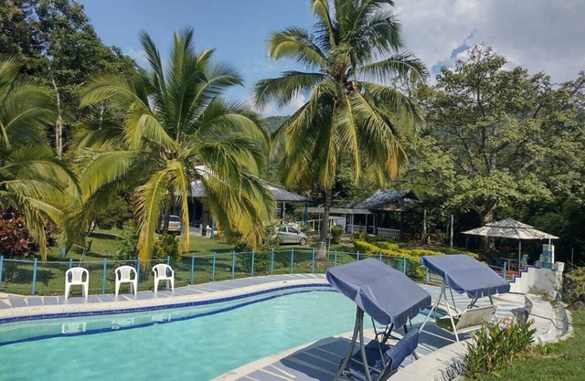 HOTEL CAMPESTRE EL SALITRE
