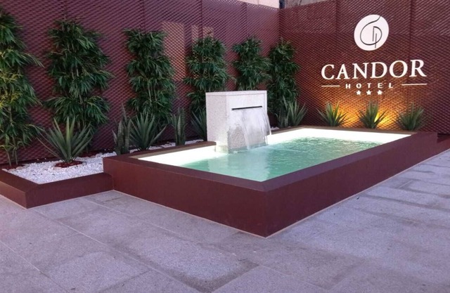 HOTEL CANDOR
